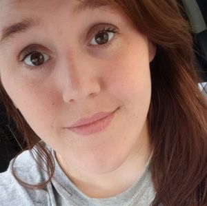 Meet your Posher, Abigail